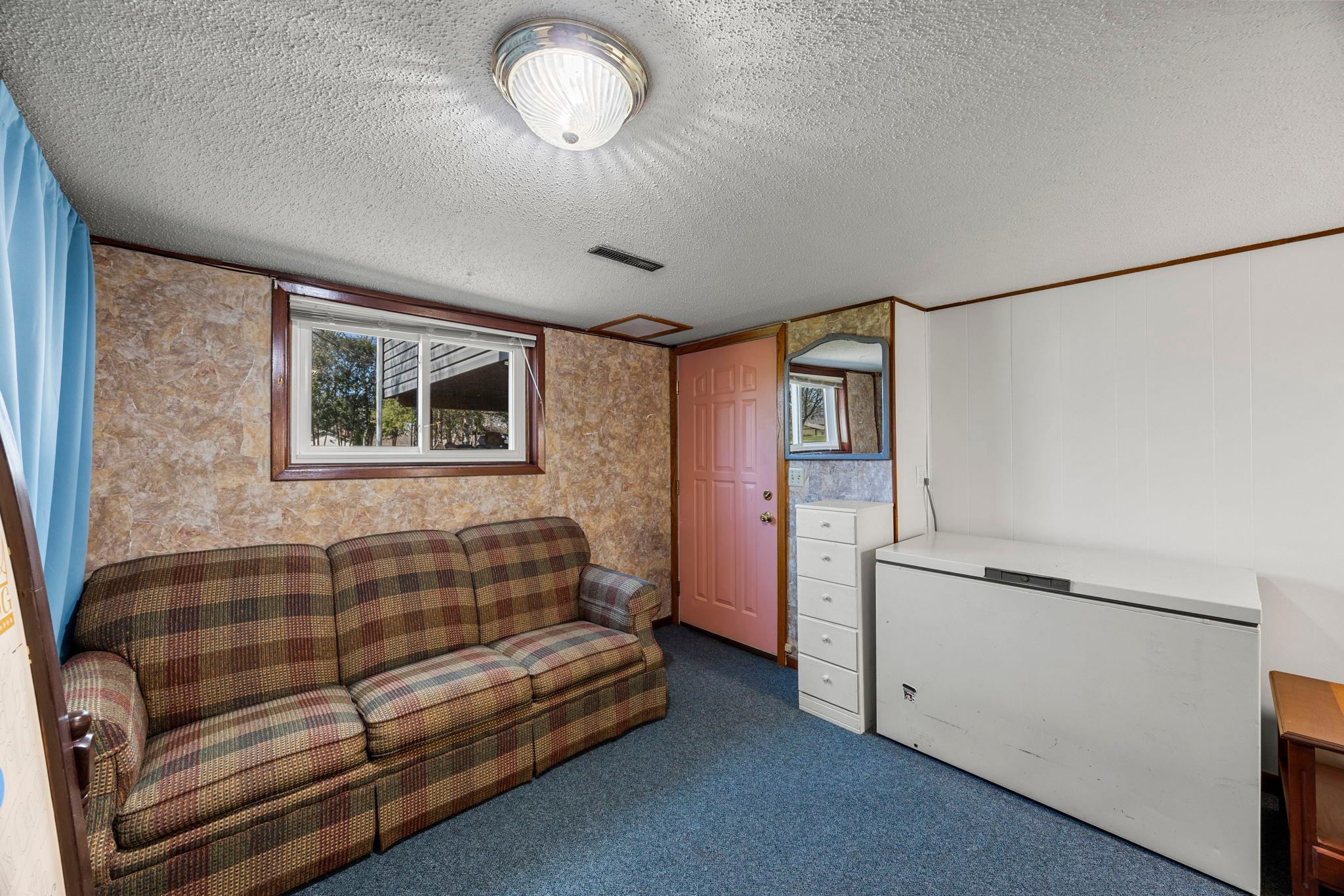 326 Larson Street Southwest Hutchinson, MN 55350 - Photo 38 of 62