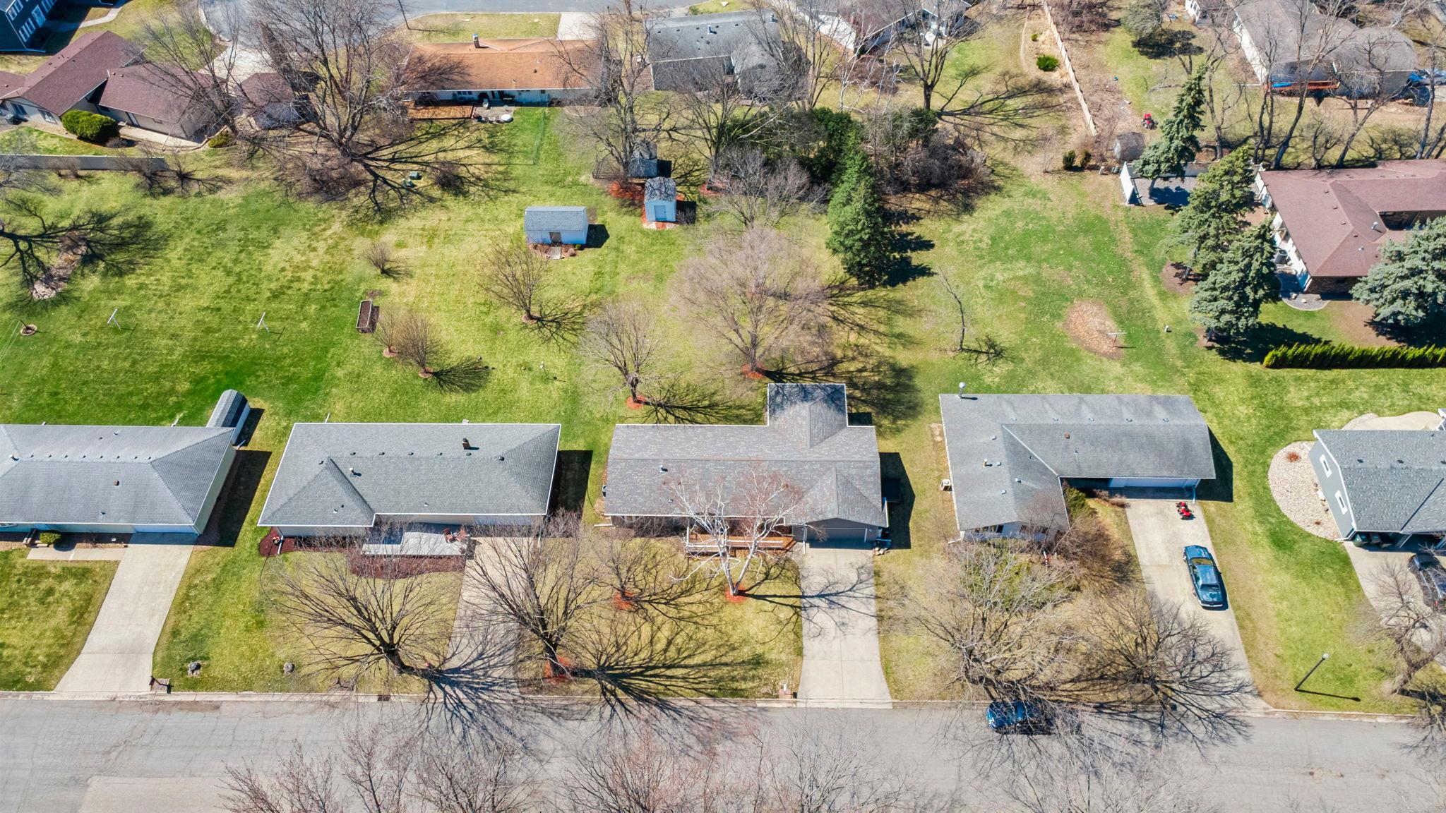 326 Larson Street Southwest Hutchinson, MN 55350 - Photo 4 of 62