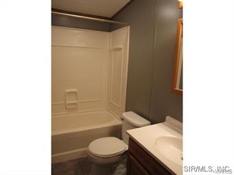 17632 Salem Road Grafton, IL 62037 - Photo 11 of 18 Gallery Image 11