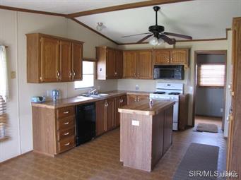 17632 Salem Road Grafton, IL 62037 - Photo 3 of 18 Gallery Image 3