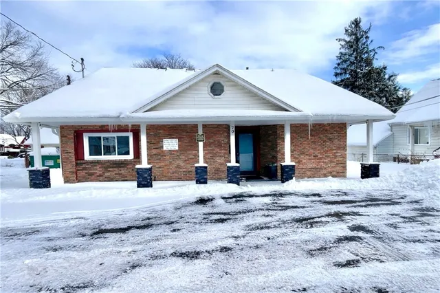 $350,000 | 70 Cooper Road, Irondequoit, NY 14617