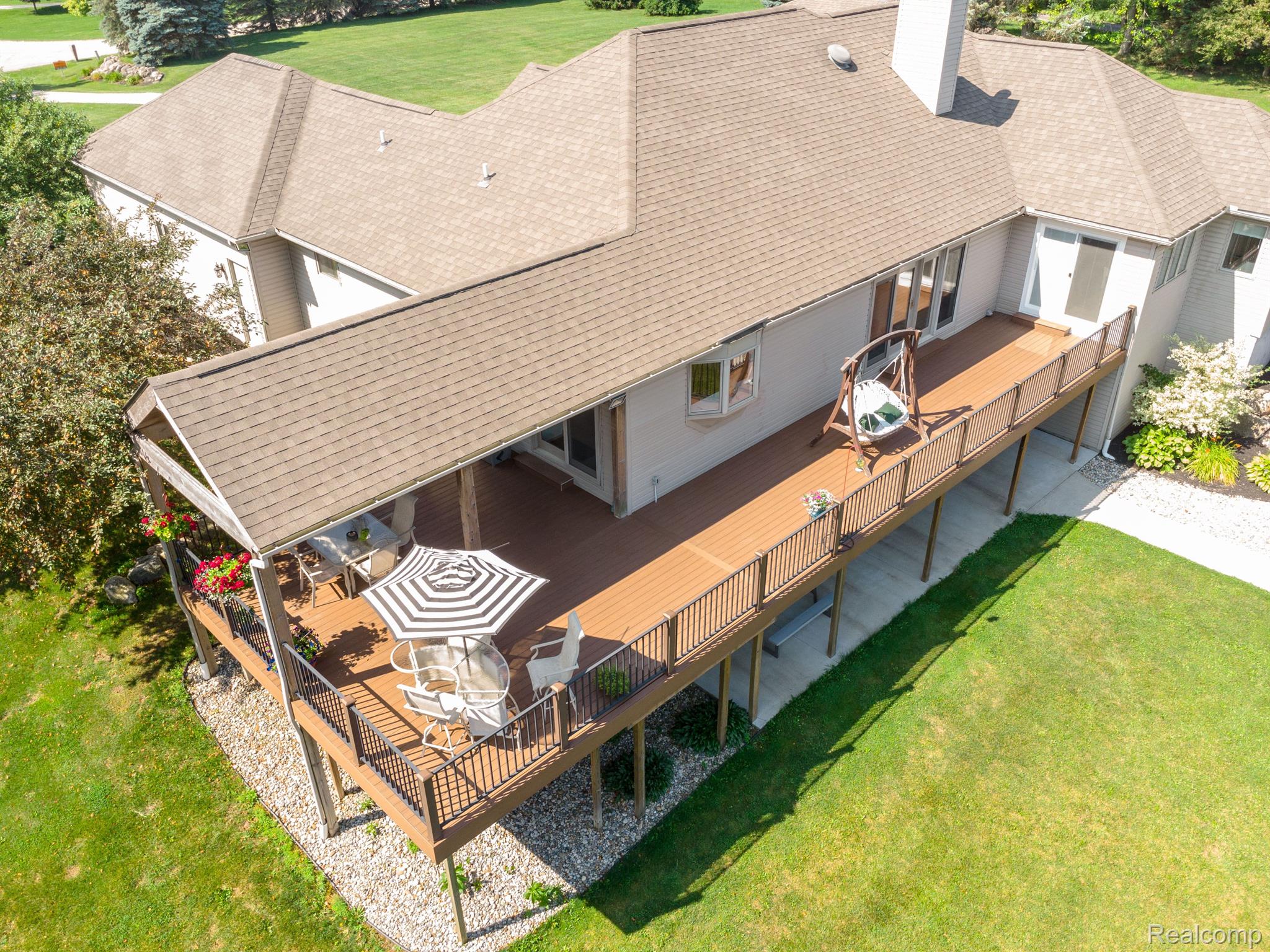 3817 Green Hills Drive Pinckney, MI 48169 - Photo 16 of 71 Gallery Image 16
