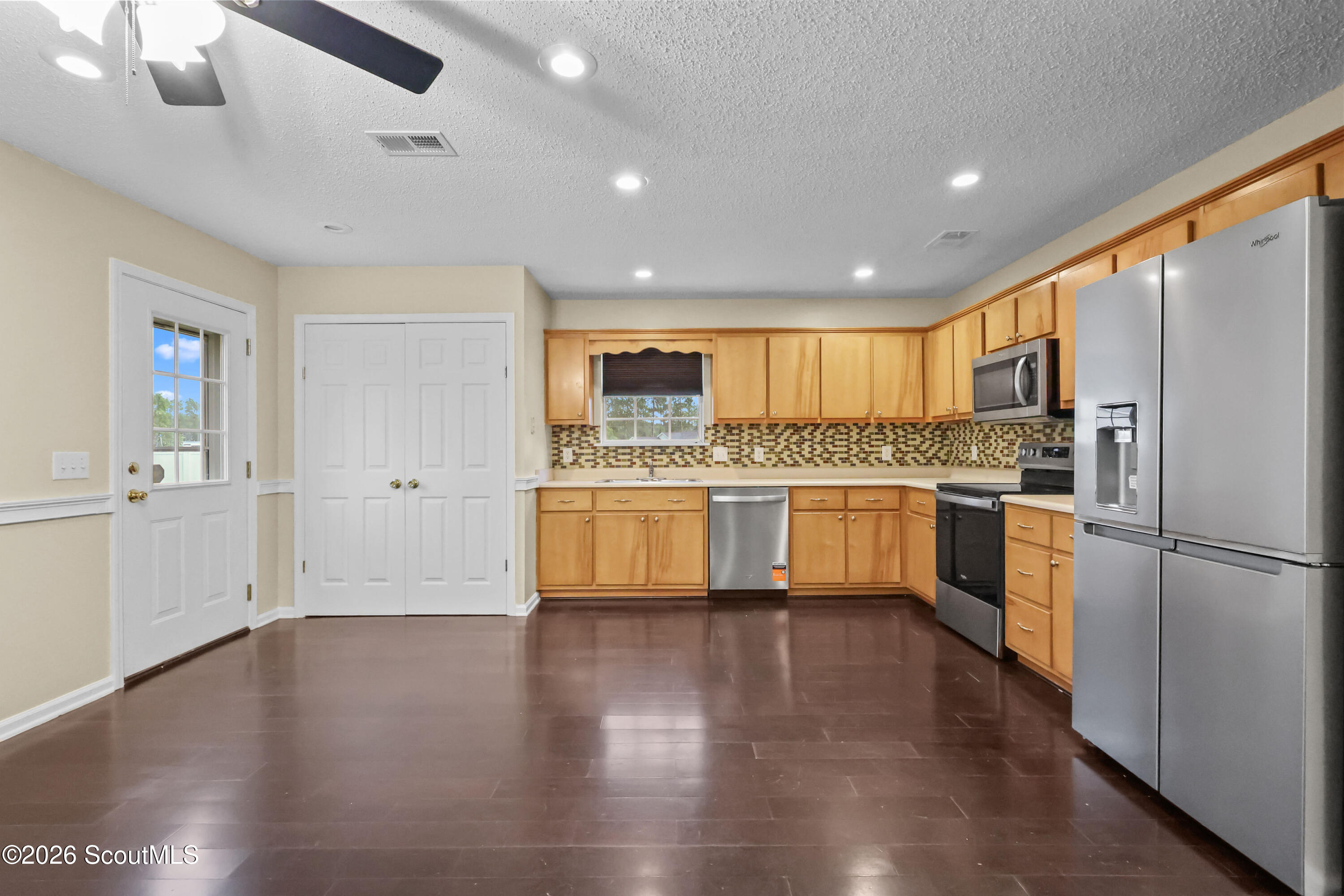 255 Ratcliffe Road Brunswick, GA 31523 - Photo 7 of 21 7