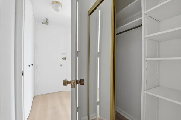 $1,700 | 1440 North Lake Shore Drive, Unit 5F, Chicago, IL 60610