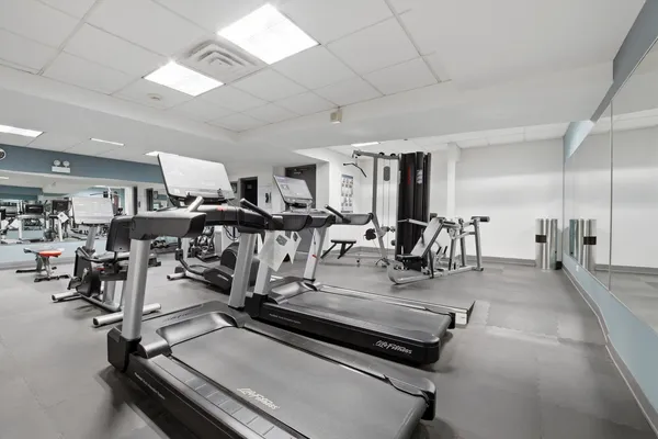 $1,700 | 1440 North Lake Shore Drive, Unit 5F, Chicago, IL 60610