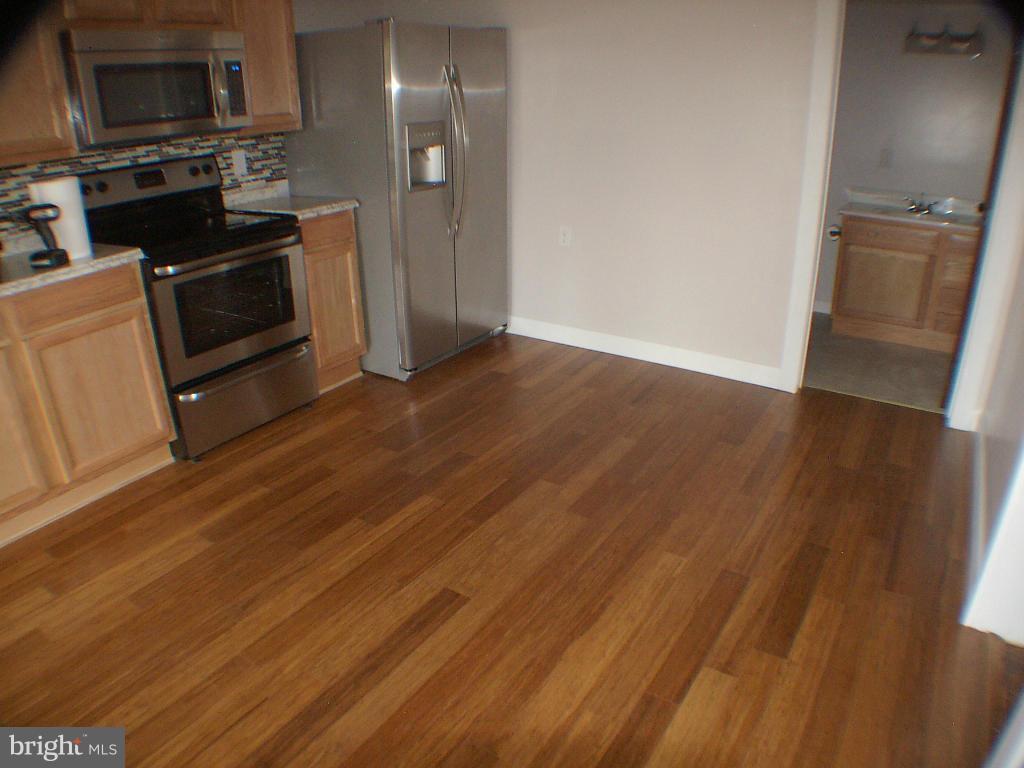239 McDonald Road Winchester, VA 22602 - Photo 7 of 26 Interior (General)