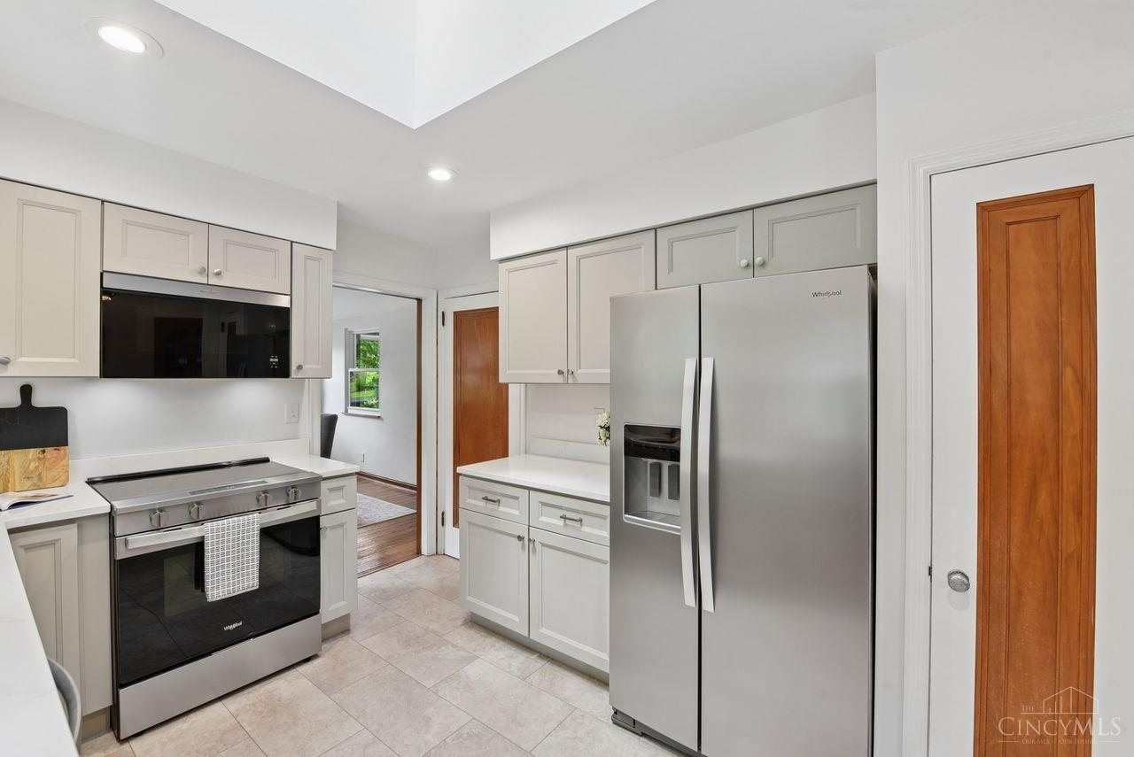 7121 Paddison Road Cincinnati, OH 45230 - Photo 8 of 62