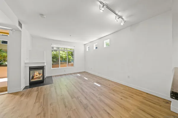 $2,375 | 2400 Fifth Avenue, Unit 103, San Diego, CA 92101