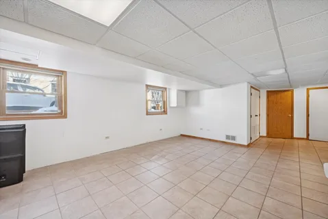 $395,000 | 5123 Wolfe Drive, Oak Lawn, IL 60453