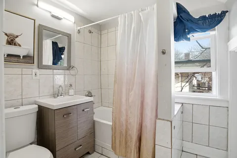 $249,900 | 3250 North Newton Avenue, Minneapolis, MN 55412