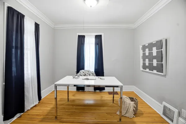 $249,900 | 3250 North Newton Avenue, Minneapolis, MN 55412