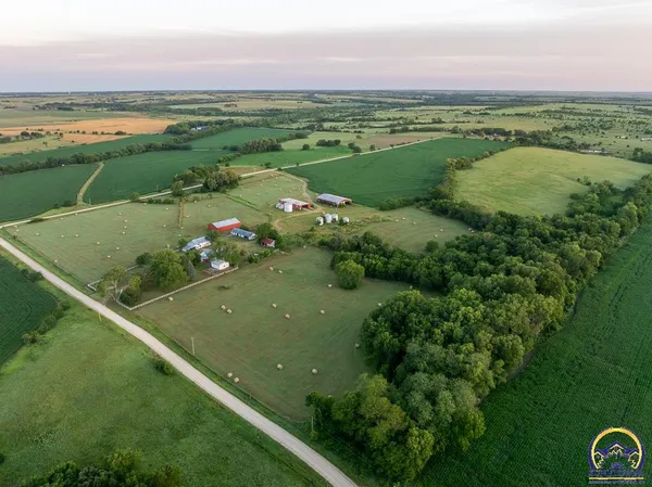 $734,604 | 448 700 Road, Alta Vista, KS 66834