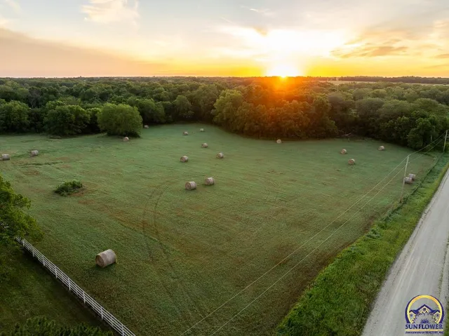 $734,604 | 448 700 Road, Alta Vista, KS 66834