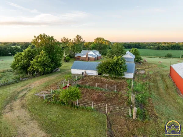 $734,604 | 448 700 Road, Alta Vista, KS 66834