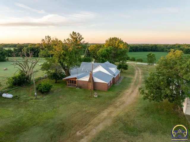 $734,604 | 448 700 Road, Alta Vista, KS 66834