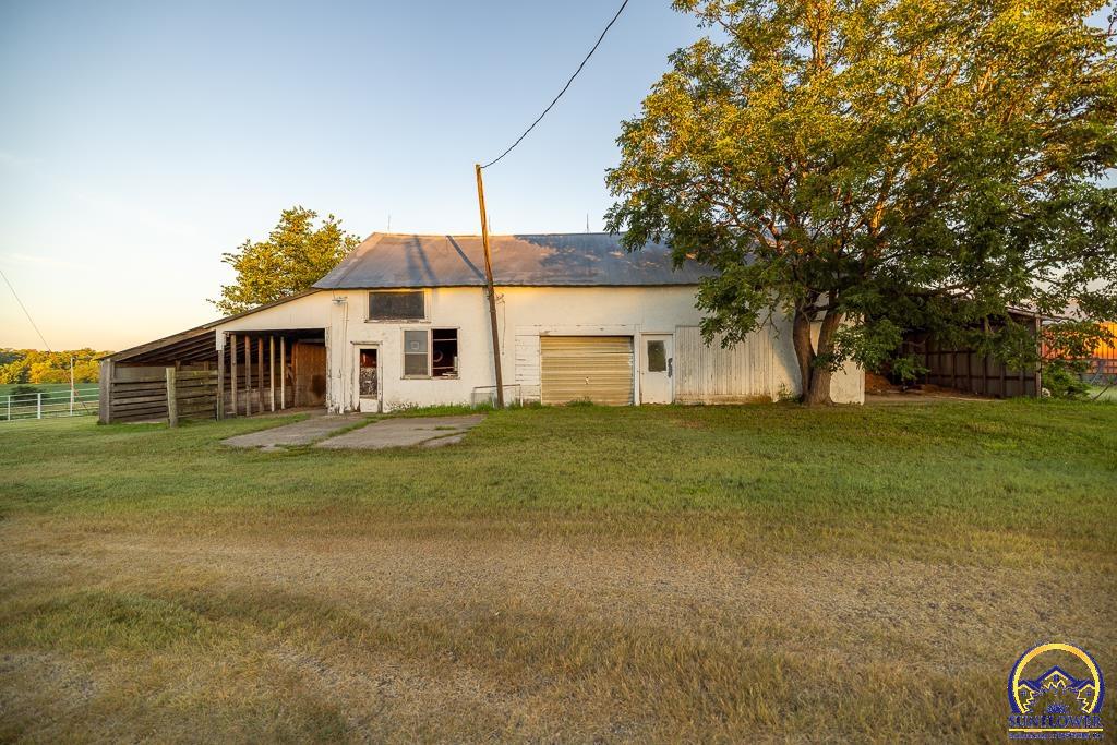 448 700 Road Alta Vista, KS 66834 - Photo 33 of 97