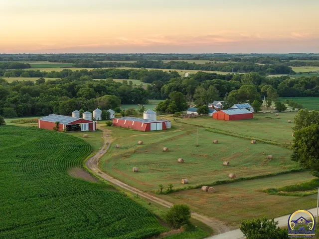 $734,604 | 448 700 Road, Alta Vista, KS 66834