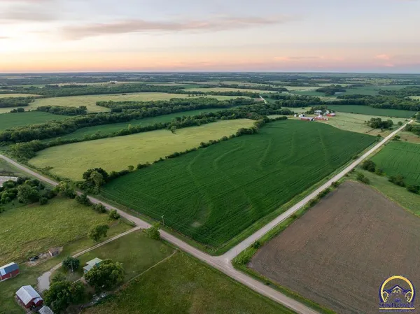 $734,604 | 448 700 Road, Alta Vista, KS 66834