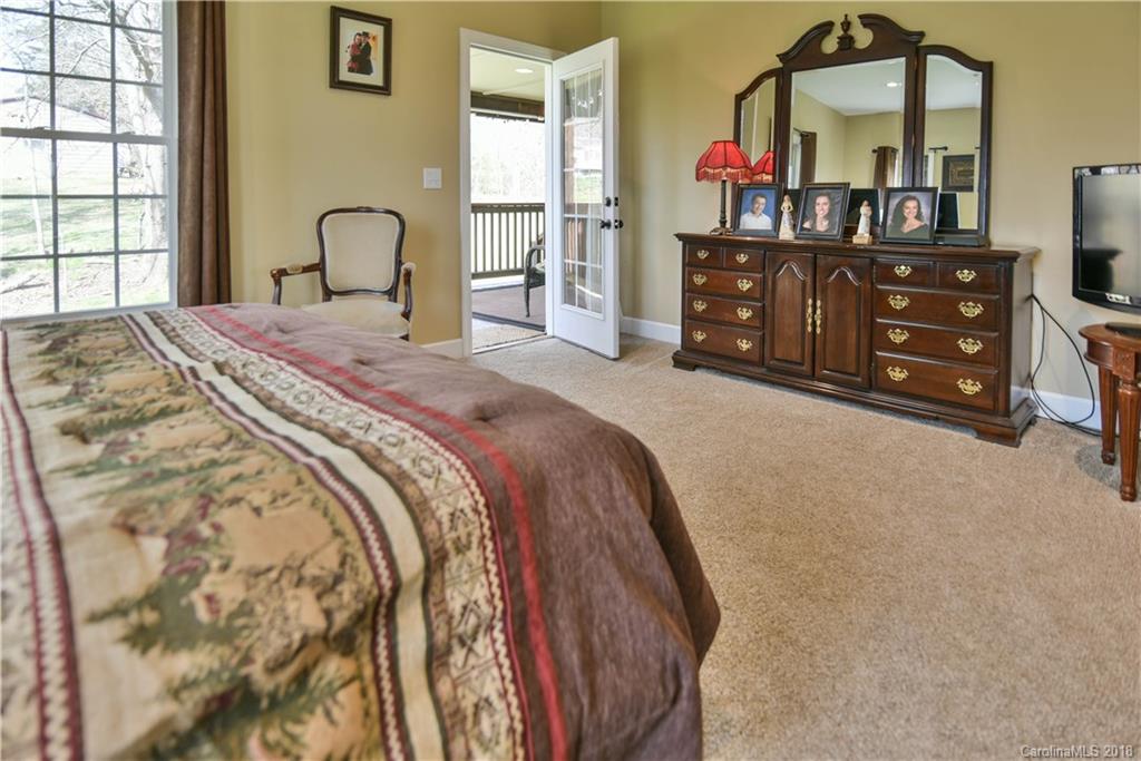 164 Israel Road Leicester, NC 28748 - Photo 14 of 36 Gallery Image 14