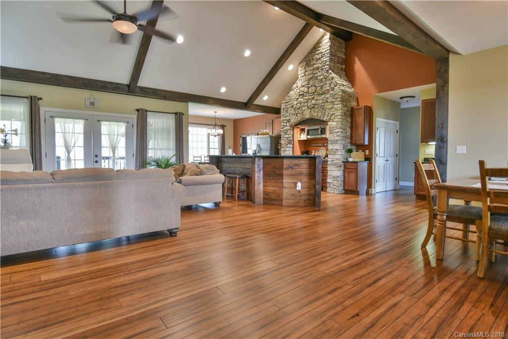 164 Israel Road Leicester, NC 28748 - Photo 3 of 36 Gallery Image 3
