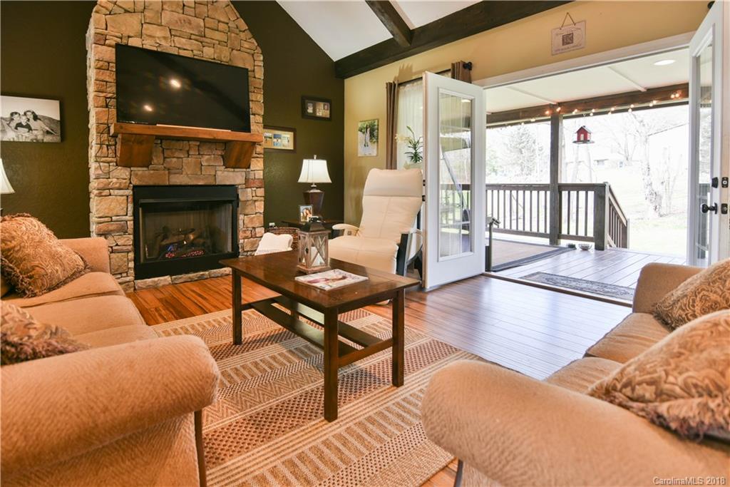 164 Israel Road Leicester, NC 28748 - Photo 7 of 36 Gallery Image 7