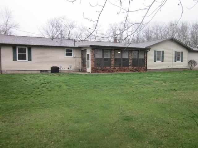1689 South Redwood Road Warsaw, IN 46580 - Photo 2 of 25 Gallery Image 2