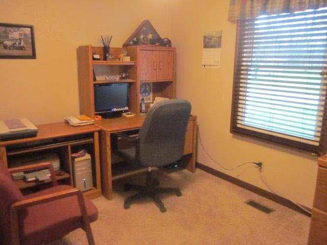 1689 South Redwood Road Warsaw, IN 46580 - Photo 14 of 25 Gallery Image 14