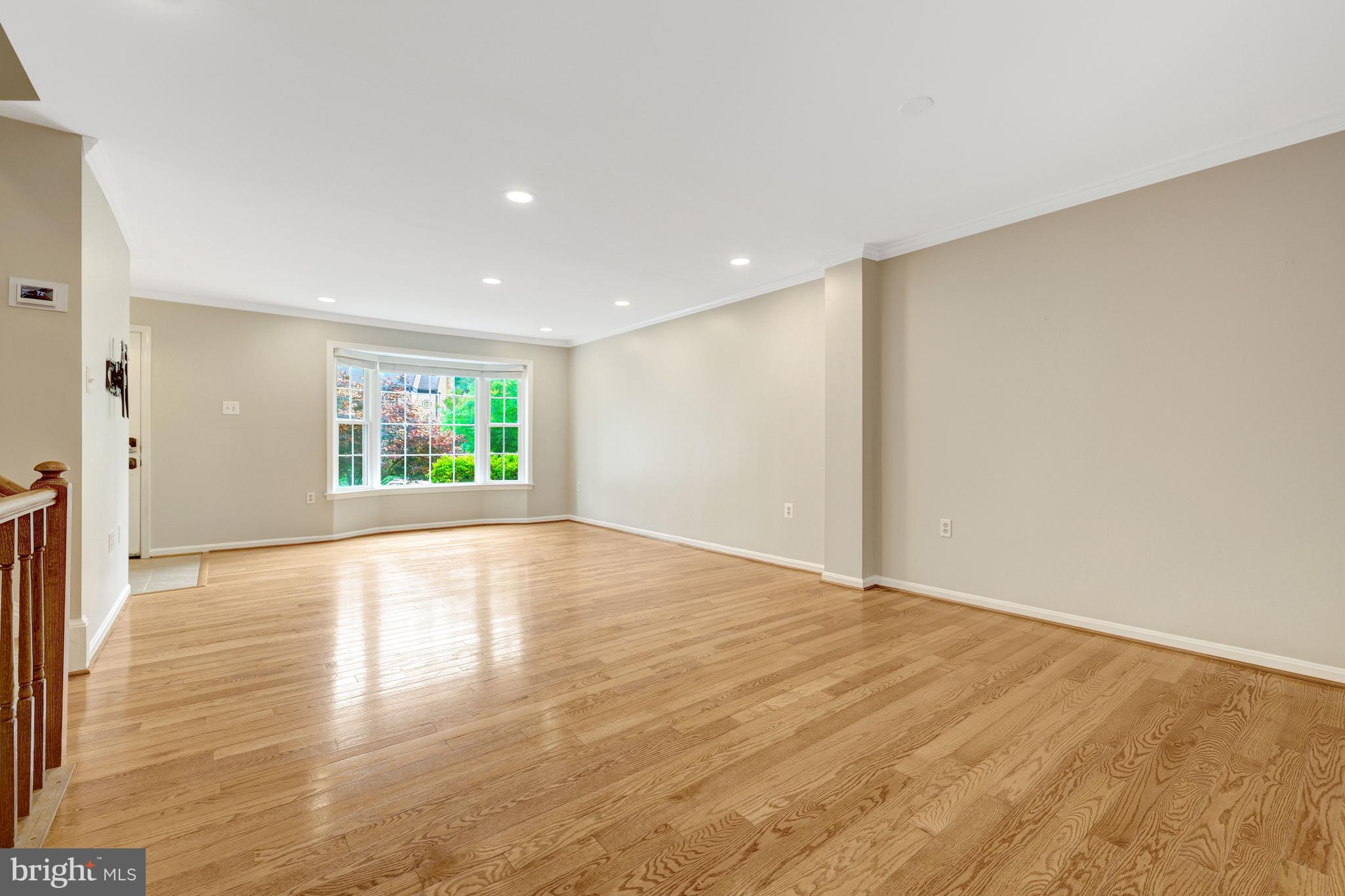 11992 Sentinel Point Court Reston, VA 20191 - Photo 13 of 49 Family room - wide view