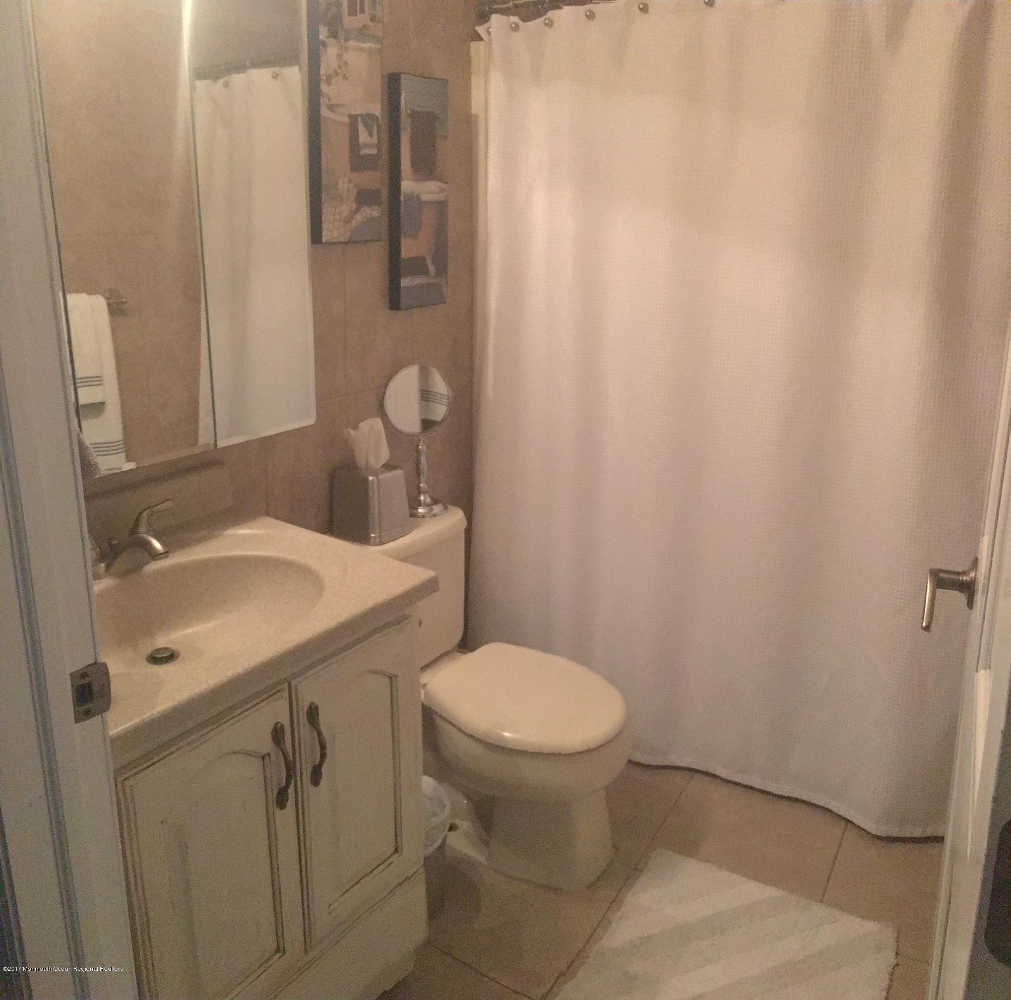 81 Bennetts Mills Road Jackson, NJ 08527 - Photo 13 of 16 BATH