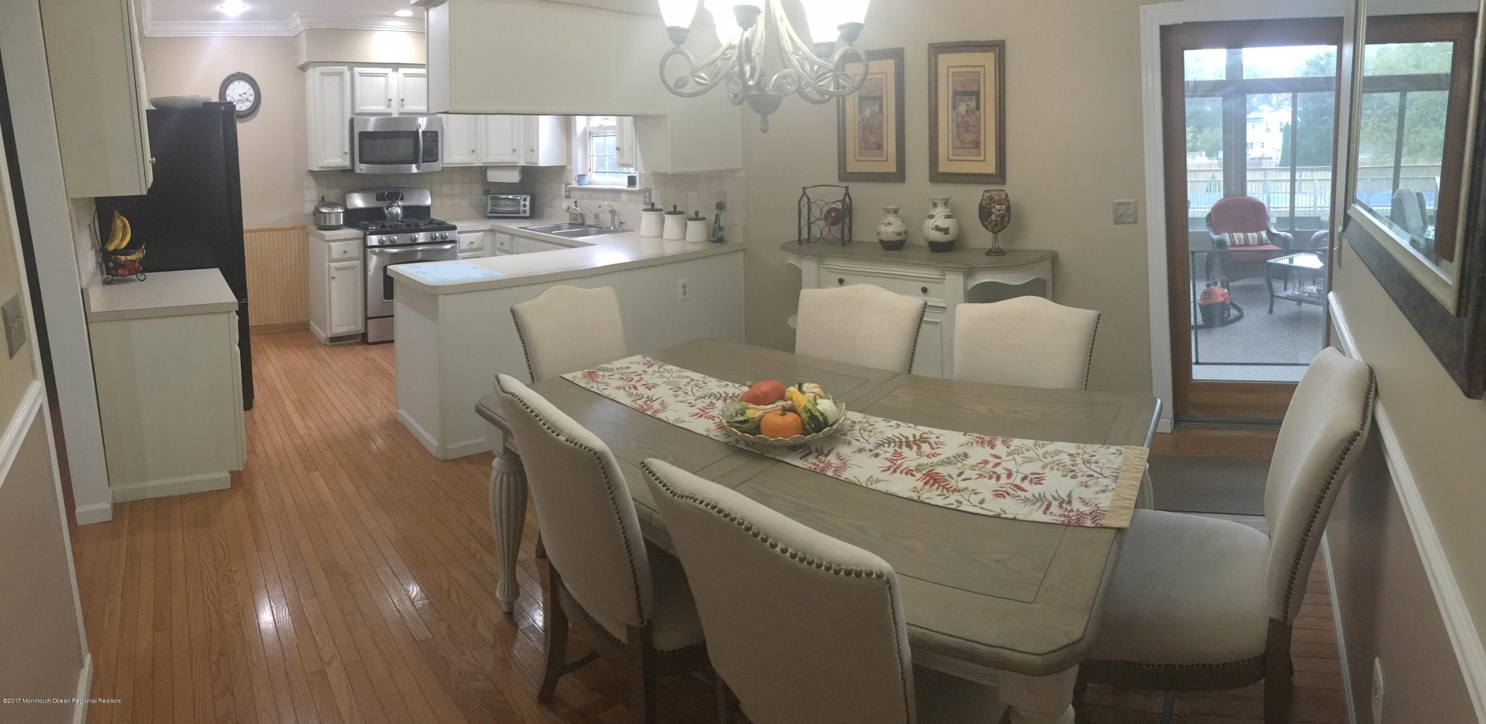 81 Bennetts Mills Road Jackson, NJ 08527 - Photo 6 of 16 KITCHEN