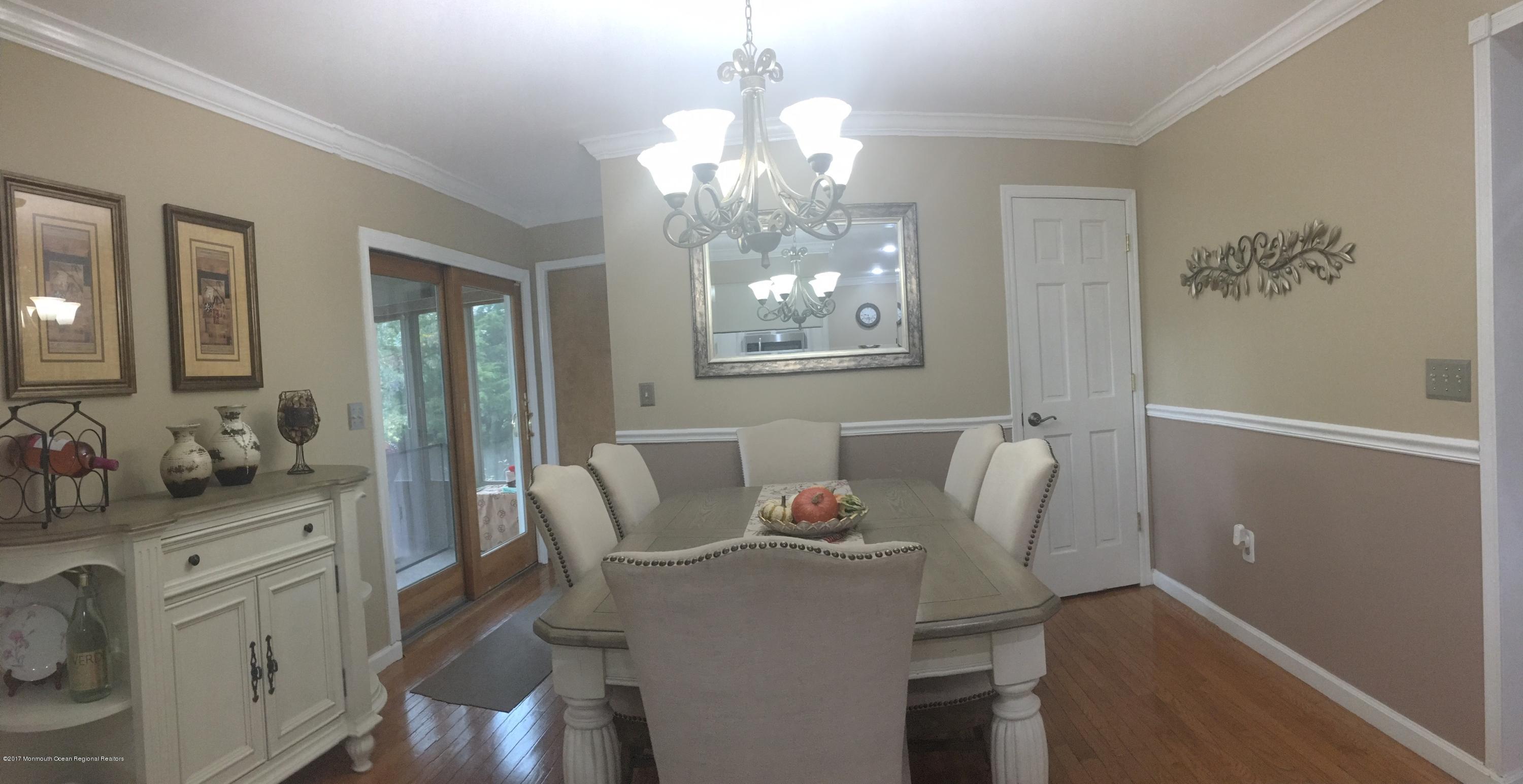 81 Bennetts Mills Road Jackson, NJ 08527 - Photo 7 of 16 DINING ROOM