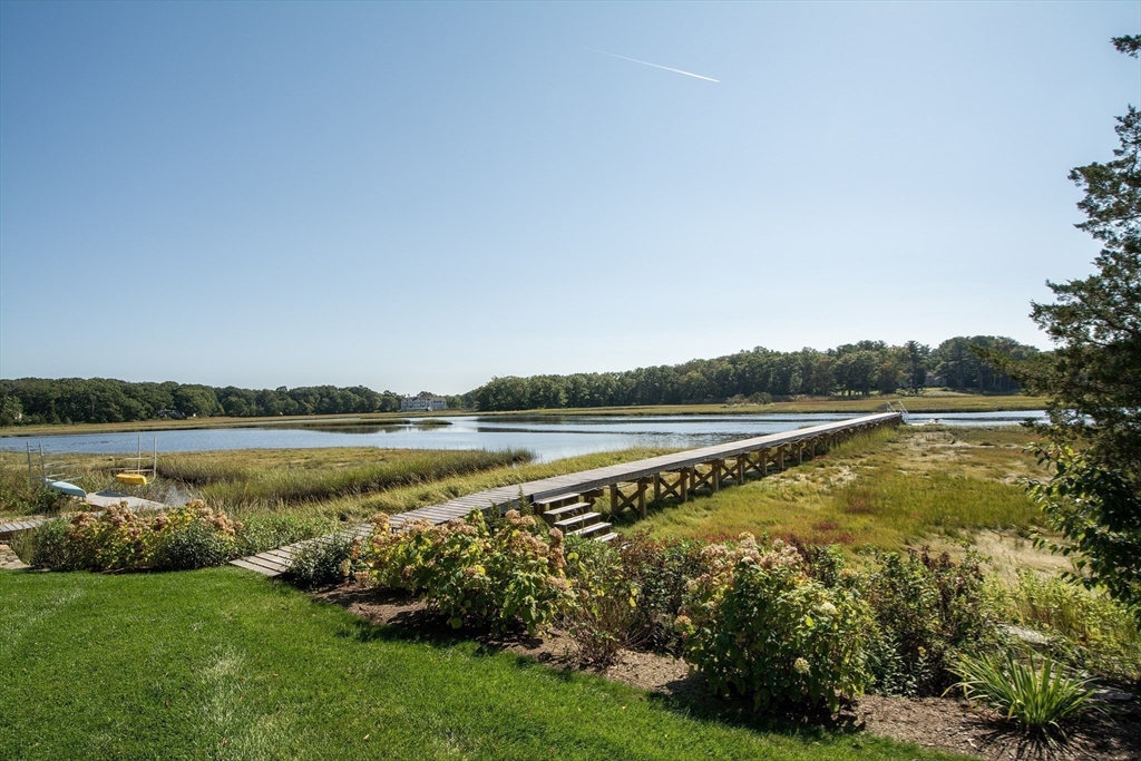 67 Border Street Scituate, MA 02066 - Photo 25 of 34