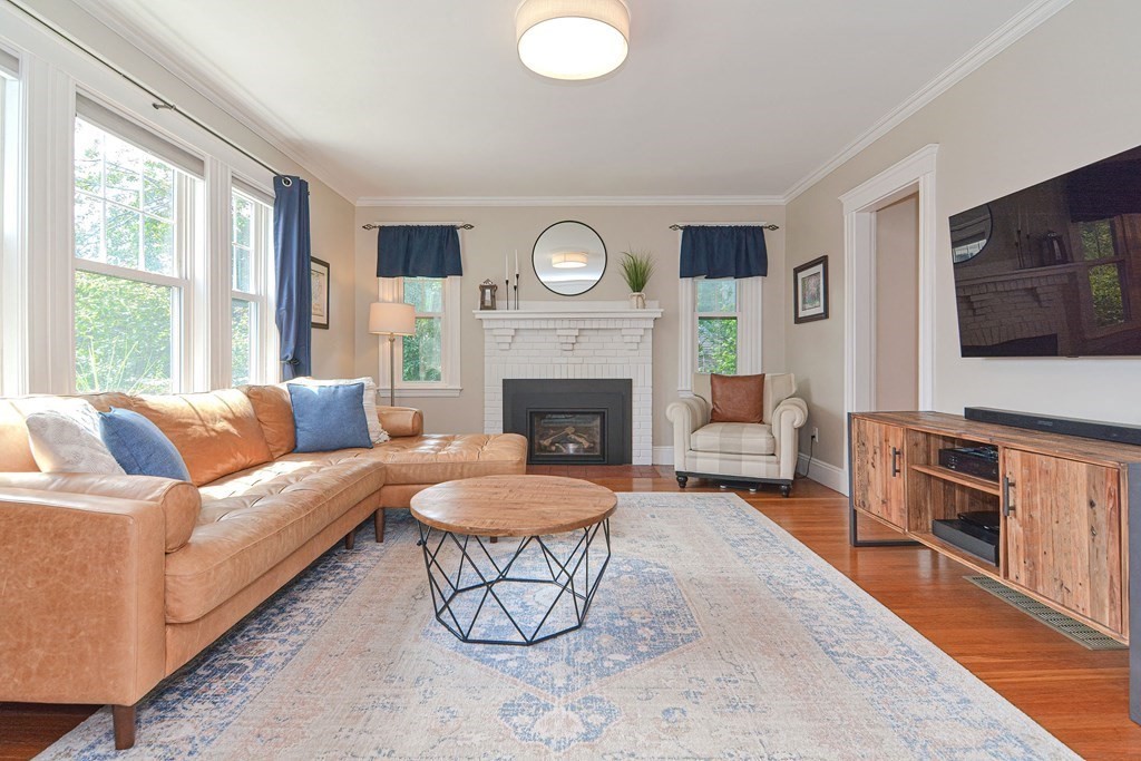 45 Youngs Road Dedham, MA 02026 - Photo 11 of 40 Gallery Image 11