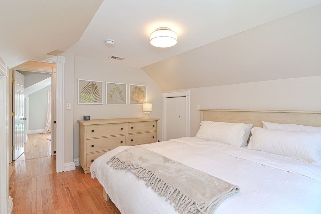45 Youngs Road Dedham, MA 02026 - Photo 20 of 40 Gallery Image 20