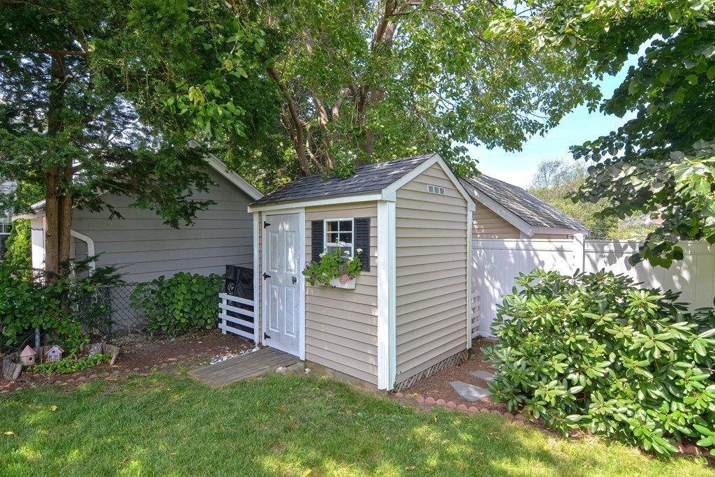 45 Youngs Road Dedham, MA 02026 - Photo 39 of 40 Gallery Image 39