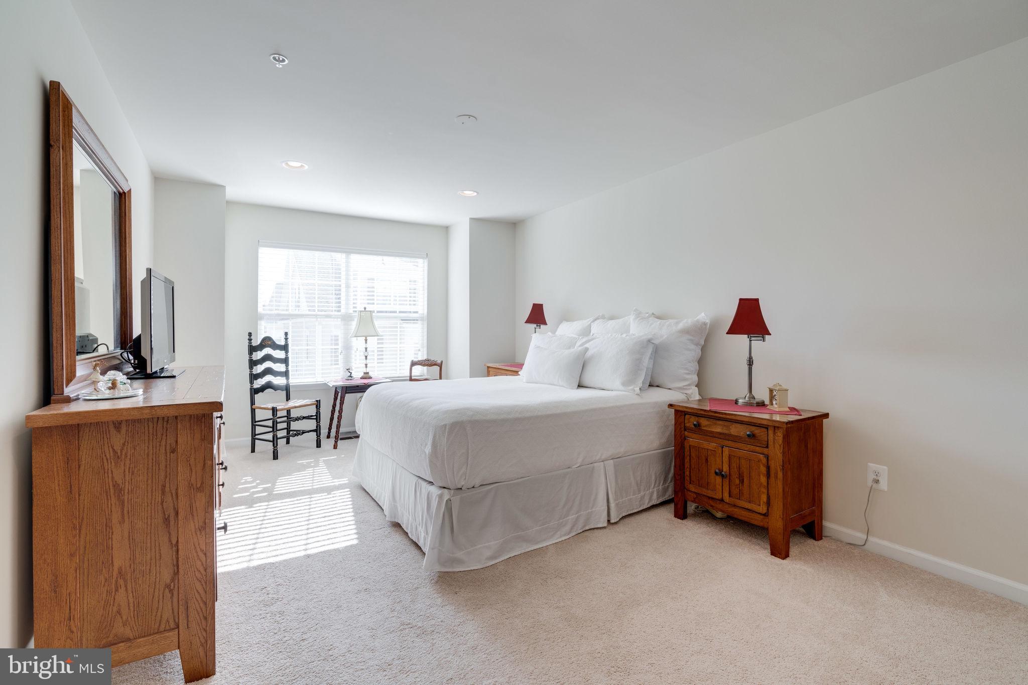 4740 Dane Ridge Circle, Unit 20 Woodbridge, VA 22193 - Photo 28 of 42 Very spacious Master Suite!