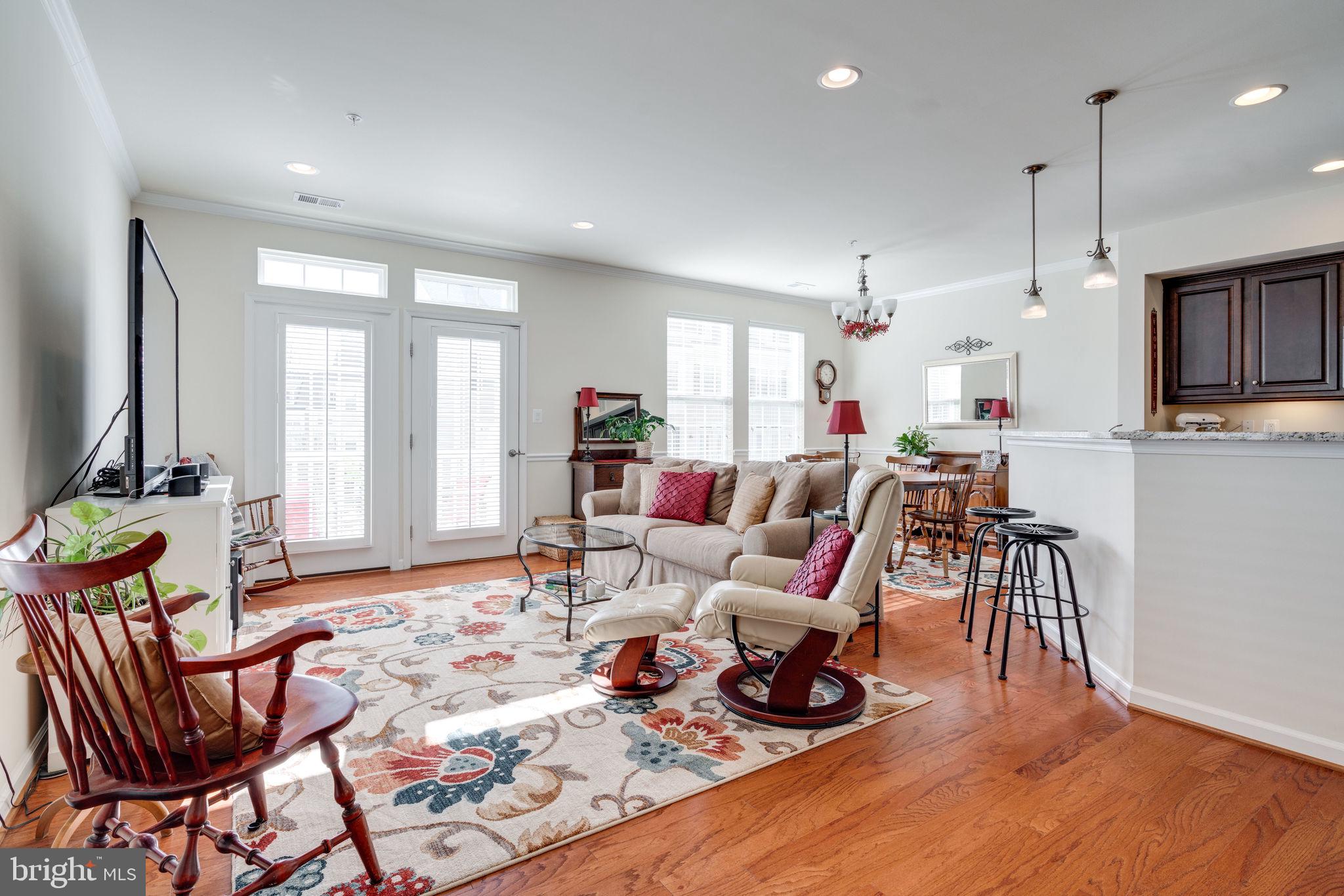 4740 Dane Ridge Circle, Unit 20 Woodbridge, VA 22193 - Photo 6 of 42 Hardwood floors!