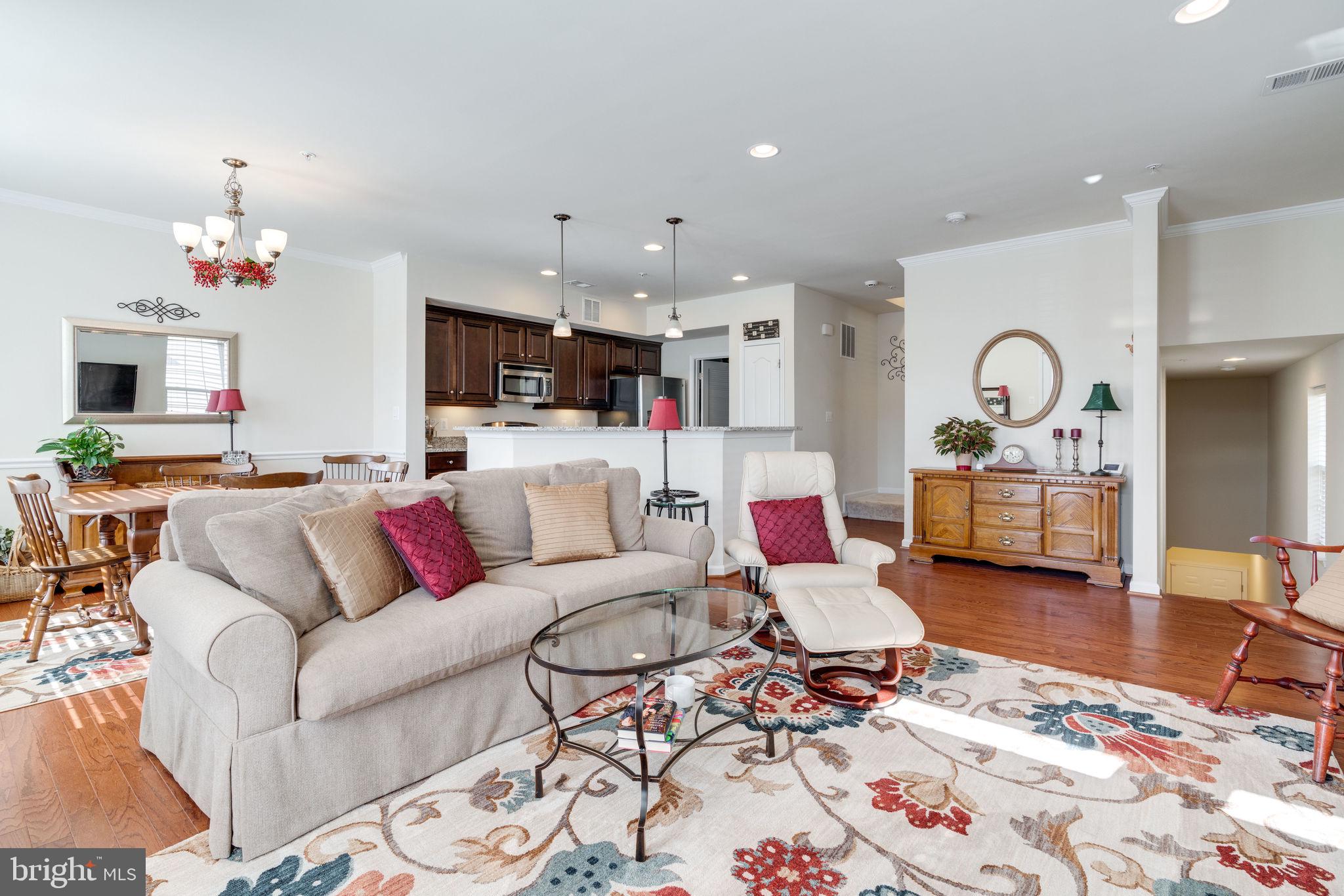 4740 Dane Ridge Circle, Unit 20 Woodbridge, VA 22193 - Photo 9 of 42 High ceilings!