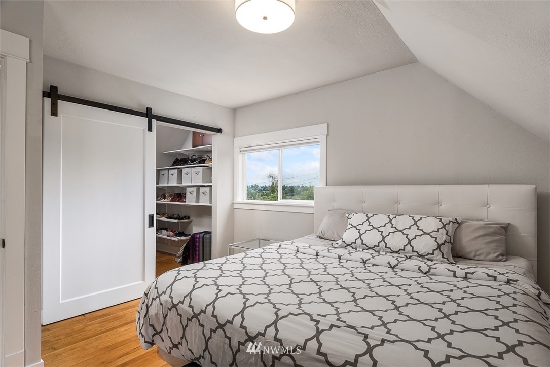 934 North 77th Street Seattle, WA 98103 - Photo 19 of 28 Gallery Image 19