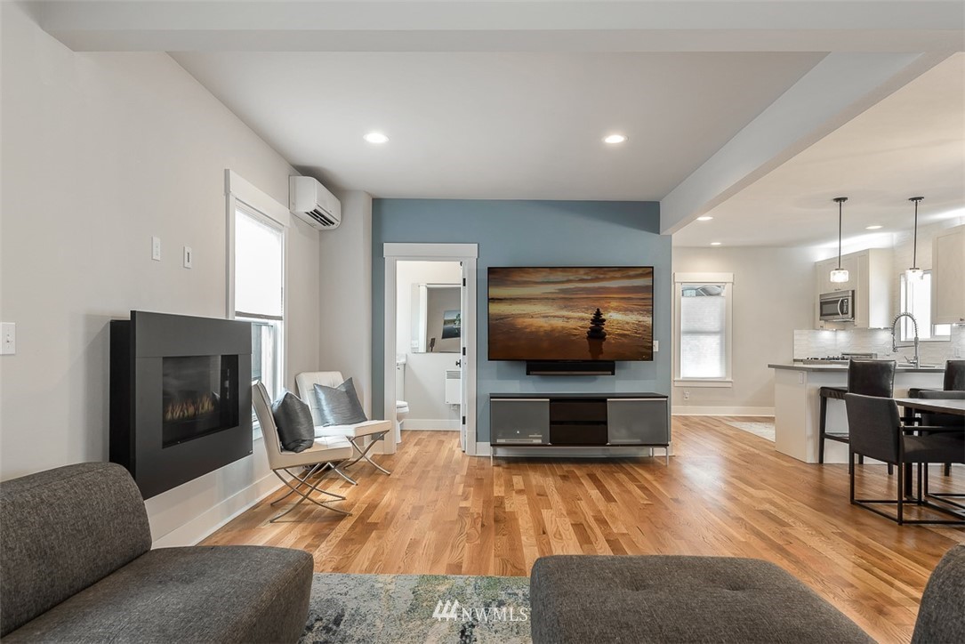 934 North 77th Street Seattle, WA 98103 - Photo 7 of 28 Gallery Image 7