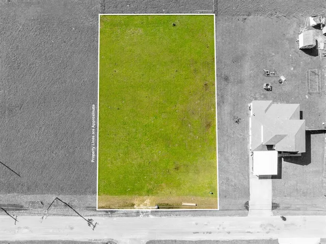 $48,000 | 405 East Spurgeon Street, Itasca, TX 76055