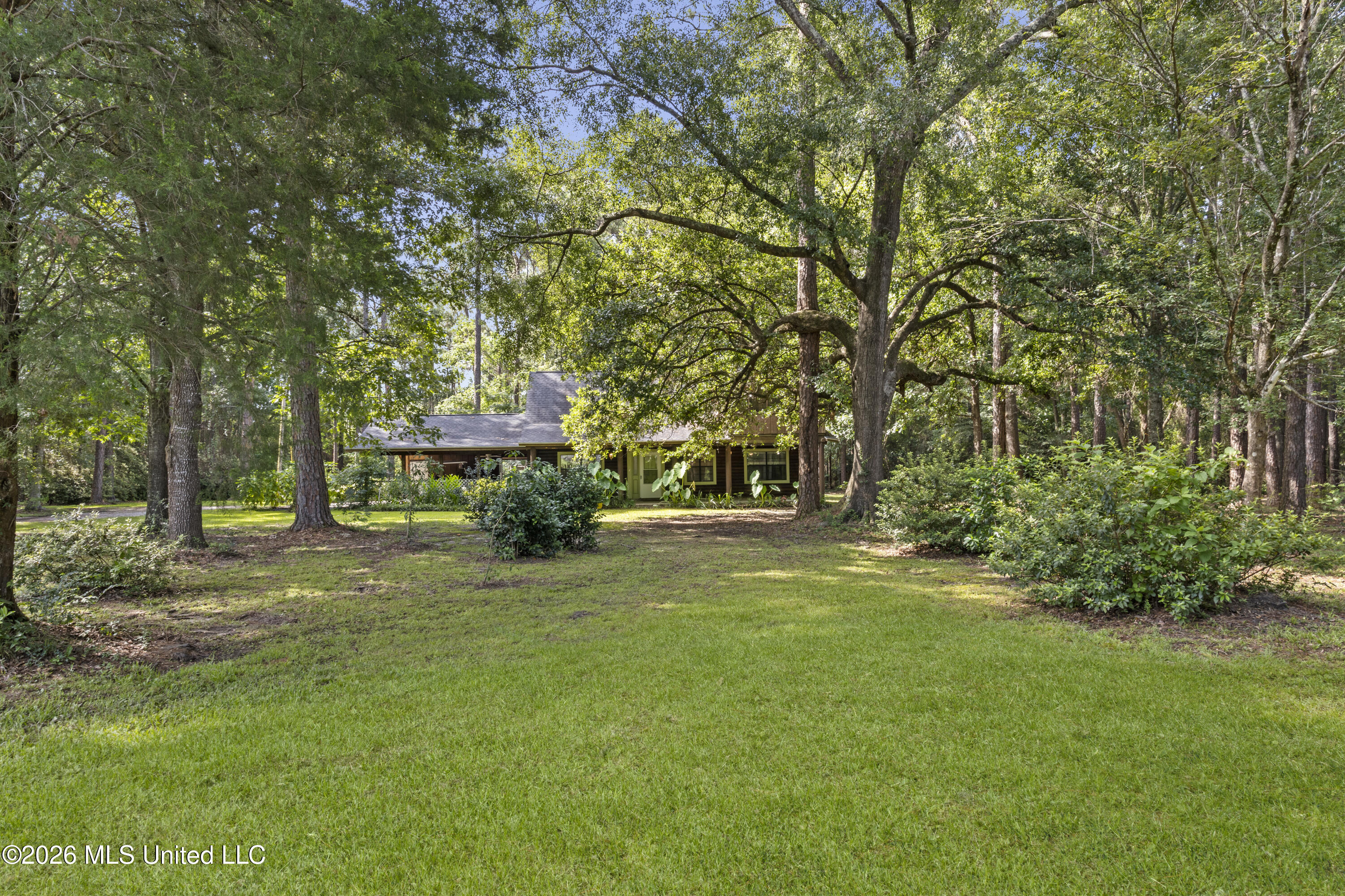 5701 Quave Road Vancleave, MS 39565 - Photo 5 of 67 00005