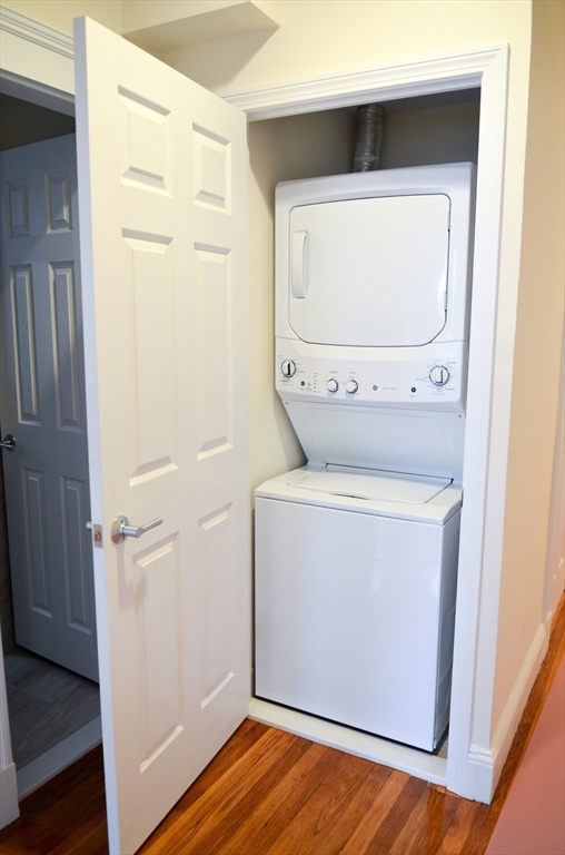 98 Toxteth Street, Unit 2 Brookline, MA 02446 - Photo 16 of 24