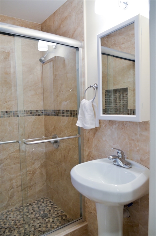 98 Toxteth Street, Unit 2 Brookline, MA 02446 - Photo 18 of 24