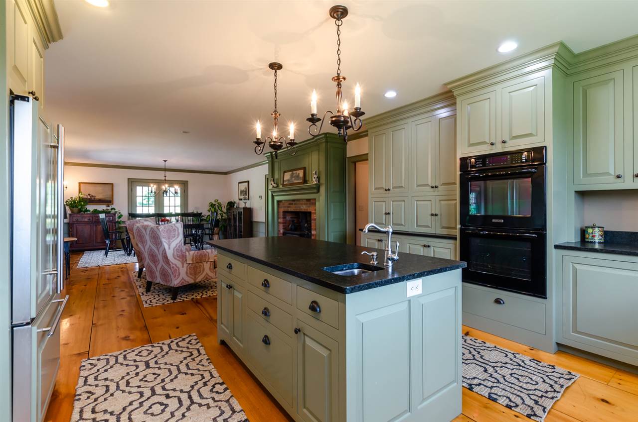 21 Trow Road Mont Vernon, NH 03057 - Photo 3 of 40