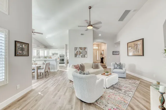 $549,900 | 8540 North Talladega Way, Fresno, CA 93720