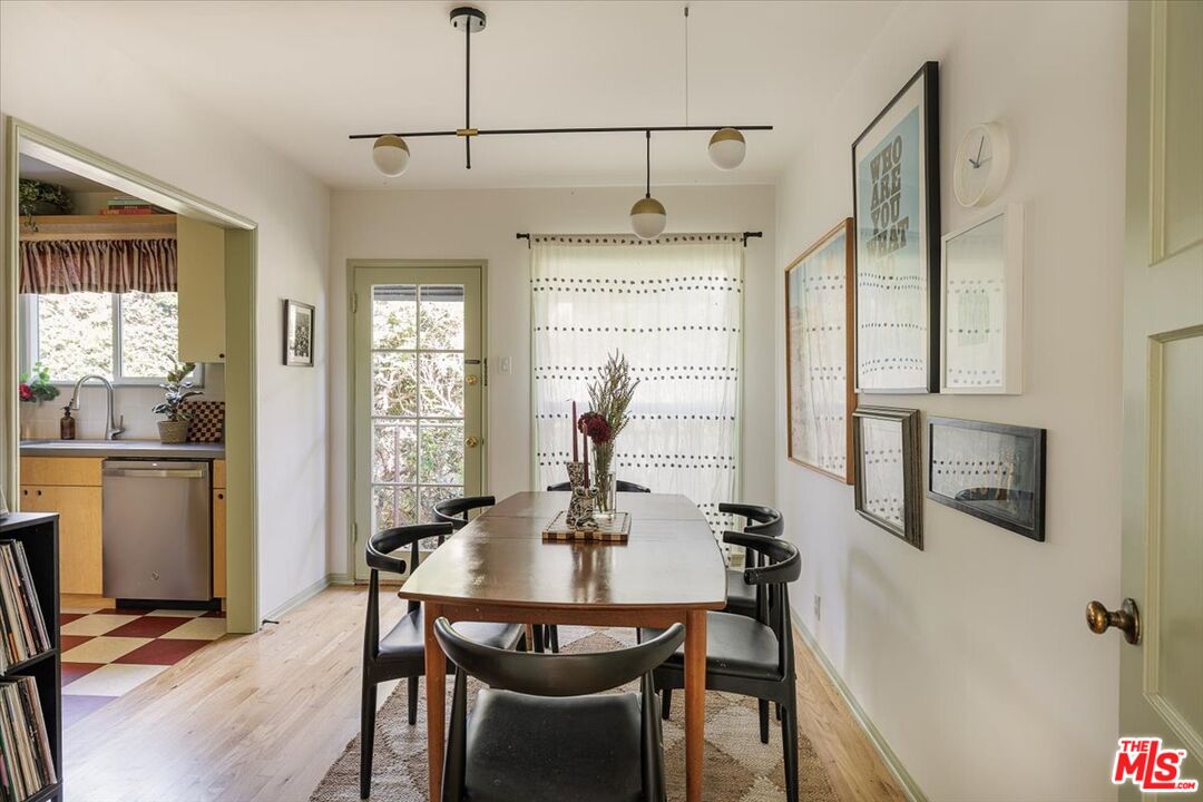 3510 Ferncroft Road Los Angeles, CA 90039 - Photo 8 of 32