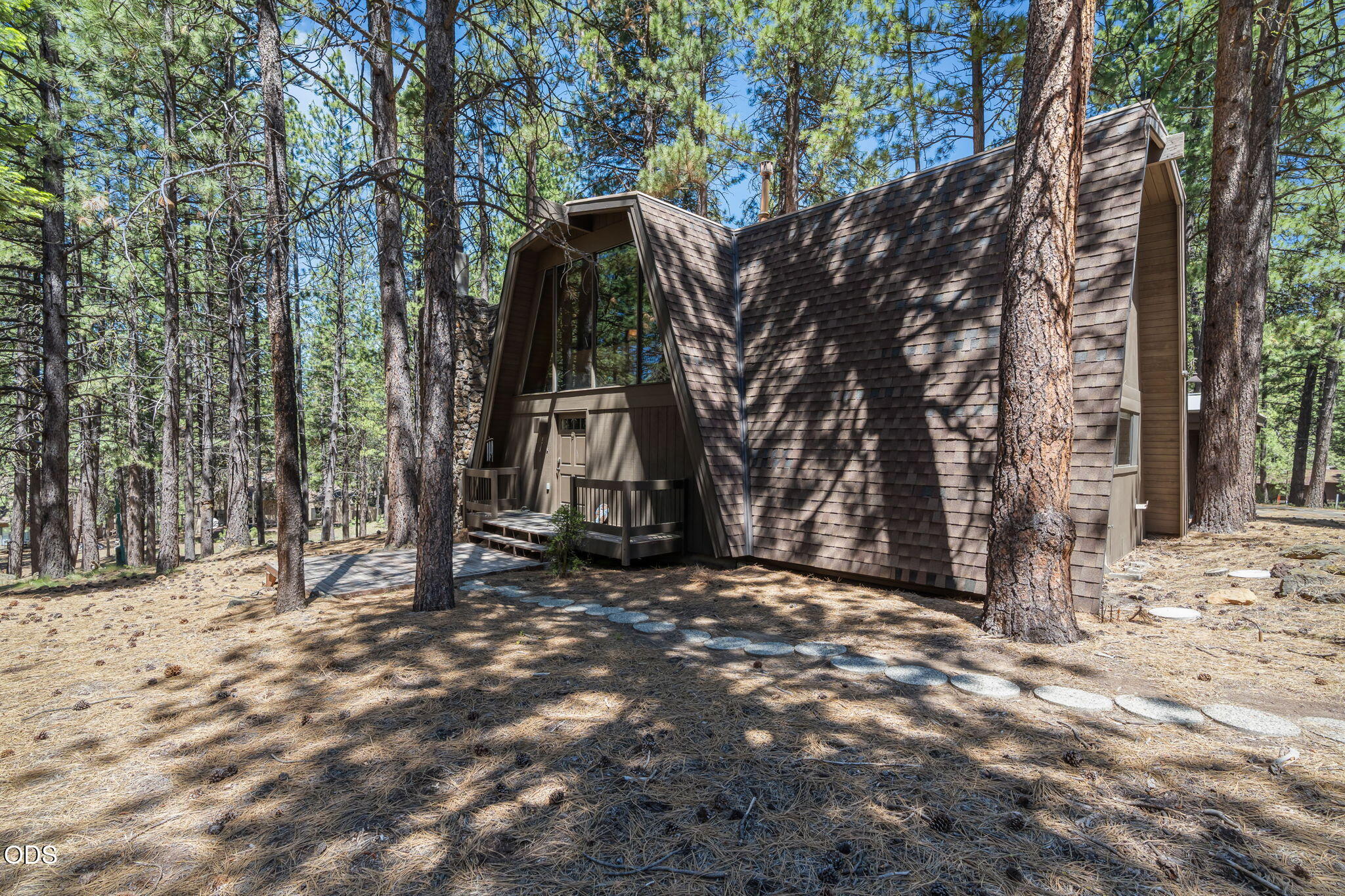 57165 Mink Lane Sunriver, OR 97707 - Photo 33 of 39