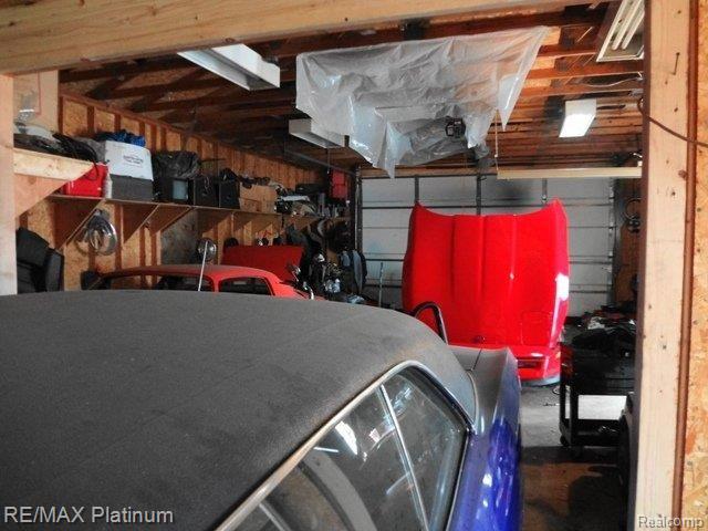 4976 Ormond Road White Lake, MI 48383 - Photo 23 of 25 3+ Car Garage