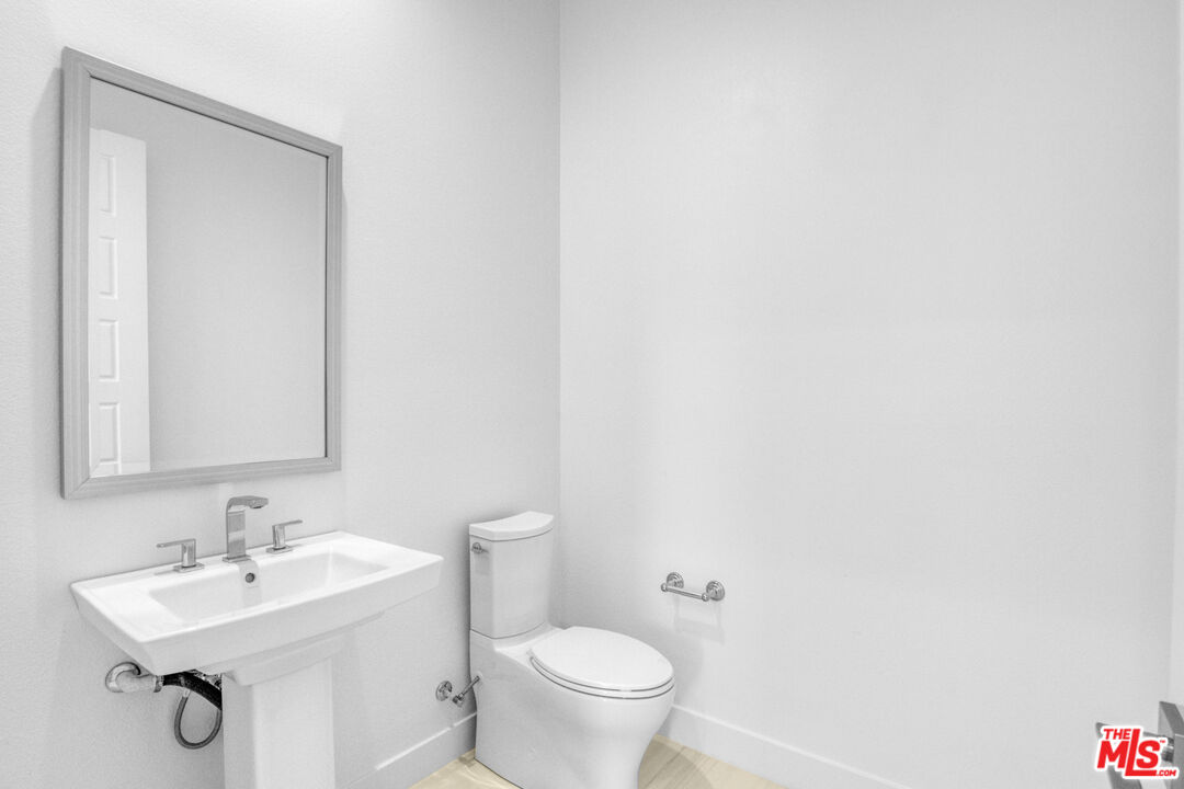 20115 Galway Lane Porter Ranch, CA 91326 - Photo 21 of 72